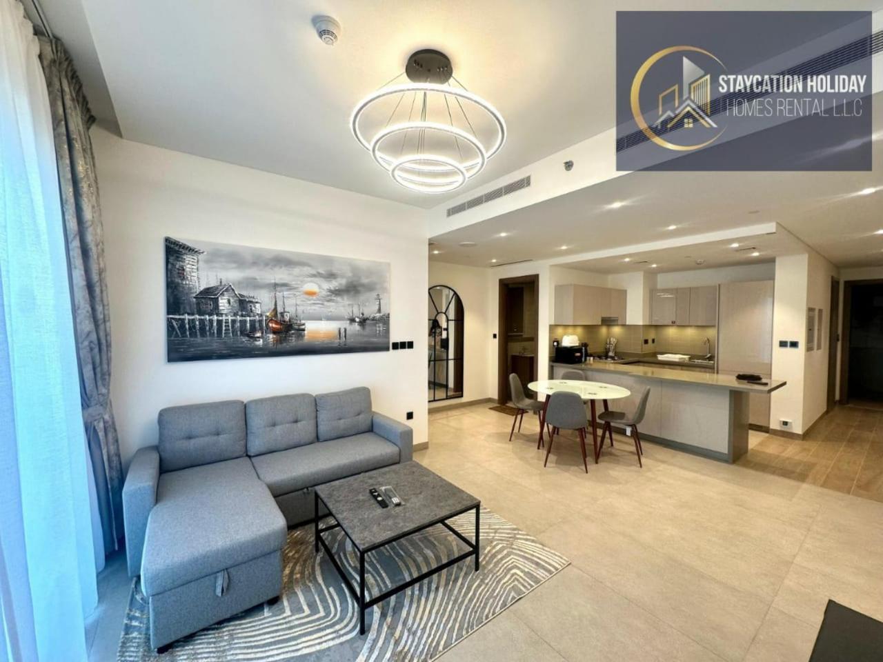 Stylish 1br Lavish Living Waves Grande * Dubai