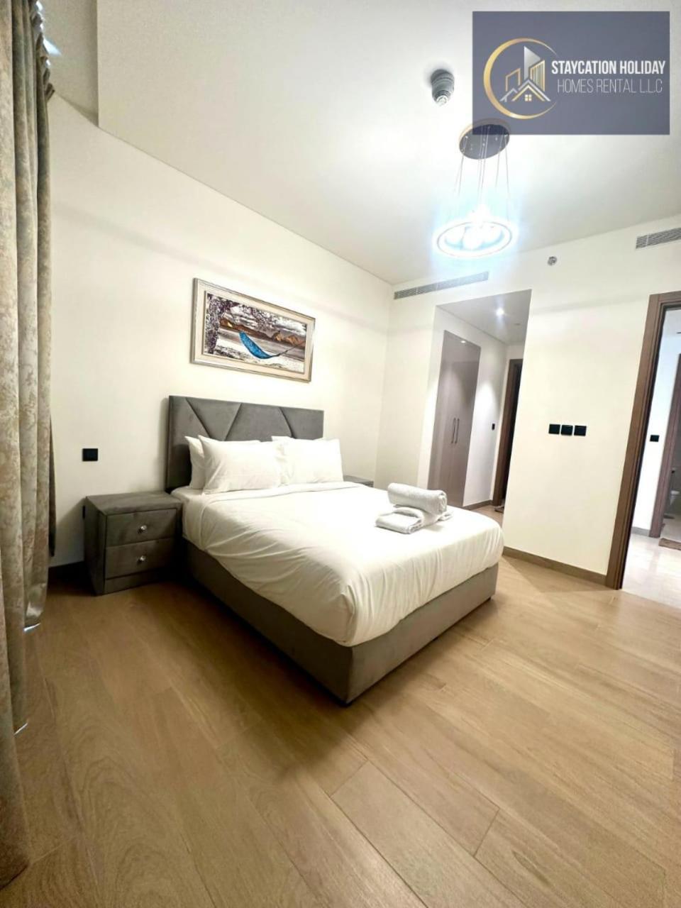 Stylish 1br Lavish Living Waves Grande Apartment